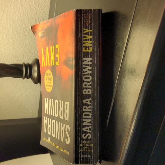 Envy by Sandra Brown in Paperback - Picture 3 of 3